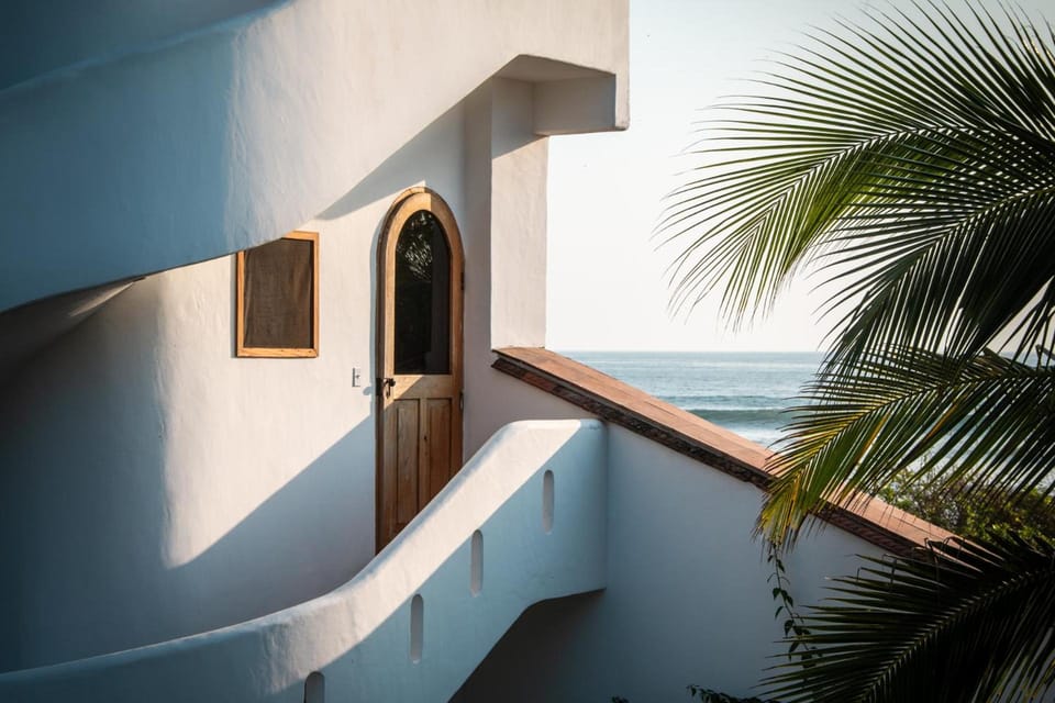 El MURO MAJAHUA RETREAT CENTER Resort in State of Guerrero