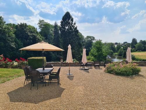 Le Clos de Paris Hotel in Normandy