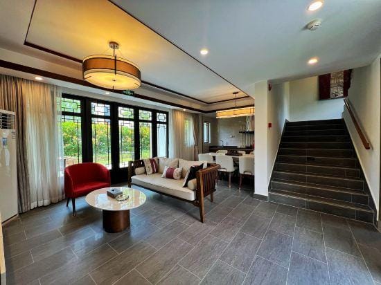 YUE HOUSE Hotel in Guangzhou