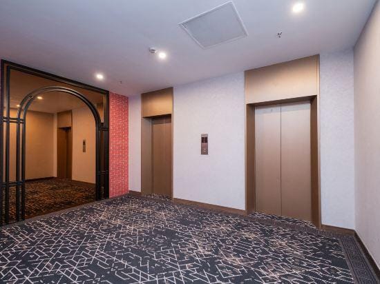 Yisen Hotel (Shanghai Changfeng Park Subway Station Huashida Branch) Hotel in Shanghai