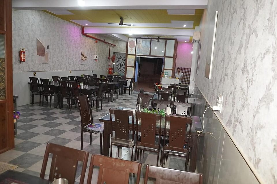 Hotel Hanuman Palace Hotel in Rajasthan