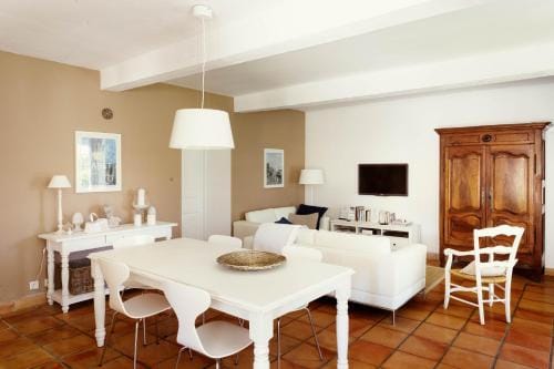 Domaine de Canfier, maison d'hotes Hotel in Provence-Alpes-Côte d'Azur