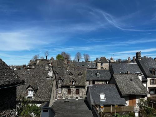 Hotel Restaurant Le Beffroi Hotel in Auvergne-Rhône-Alpes