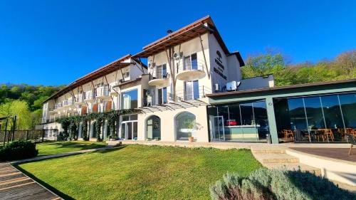 Pensiunea SEPTEMBRIE Hotel in Serbia