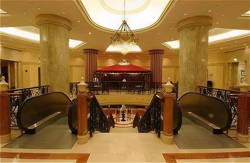 Dar Aliman Intercontinental Hotel in Medina