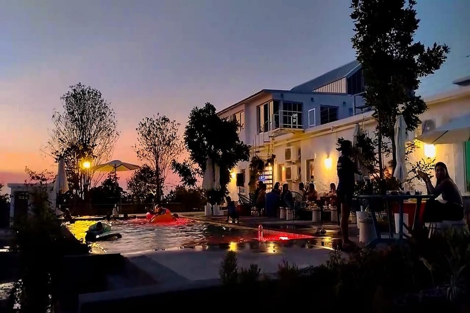 Khao Chi Chan Resort Hotel in Pattaya City