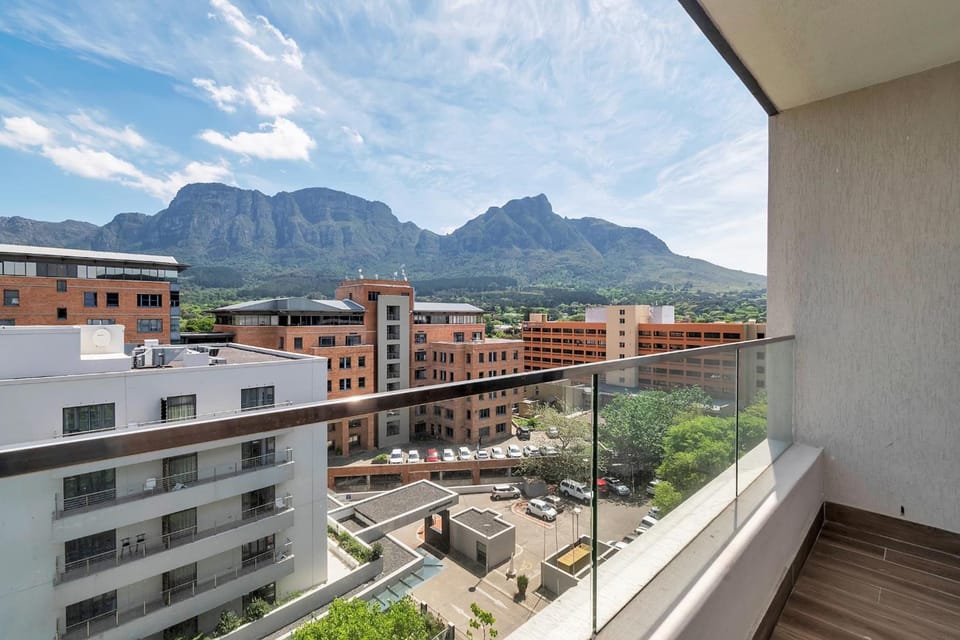 Newlands Peak Aparthotel by Totalstay Hotel in Cape Town