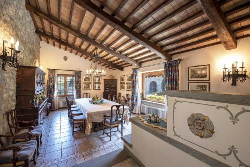 Borgo La Ferriera - Celleno Viterbo con Piscina Hotel in Umbria