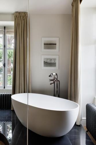 Clos du Cedre - Chambres d'Hotes d'Exception, Luxury B&B a Dinan Hotel in Brittany
