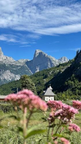 Thethi Mountain Villas Hotel in Montenegro