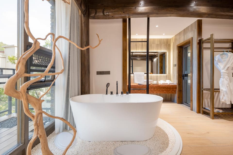 Floral Luxury Hengdian Xindi B&B Hotel in Zhejiang