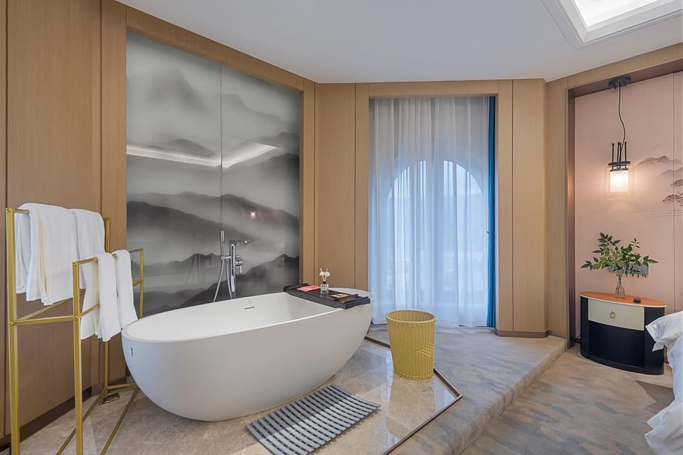 Floral  Lux Hotel·Dongyang jiuqilu B&B Hotel in Zhejiang