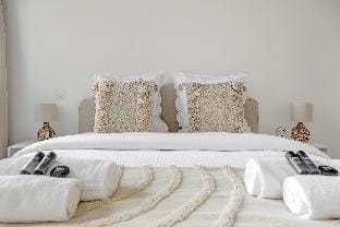Cozy apartment in Buttes Chaumont Hotel in Paris