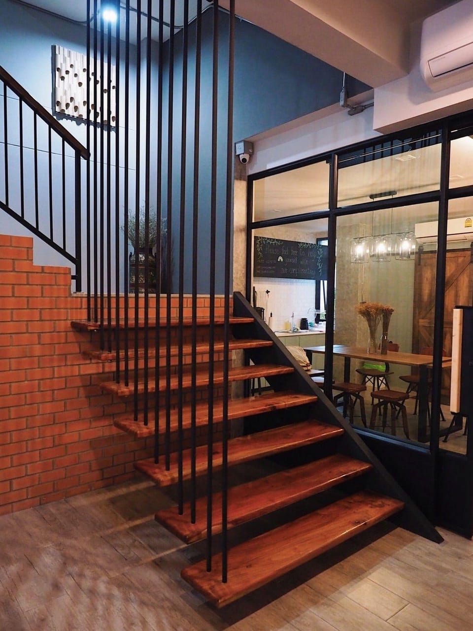 Luck Esan Loft Hotel in Laos