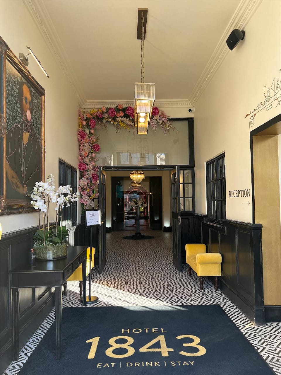 Hotel 1843 Hotel in Reading