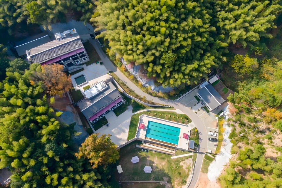 Floral Lux Hotel·Zhangzhou Yungu Yashe Homestay Hotel in Zhejiang