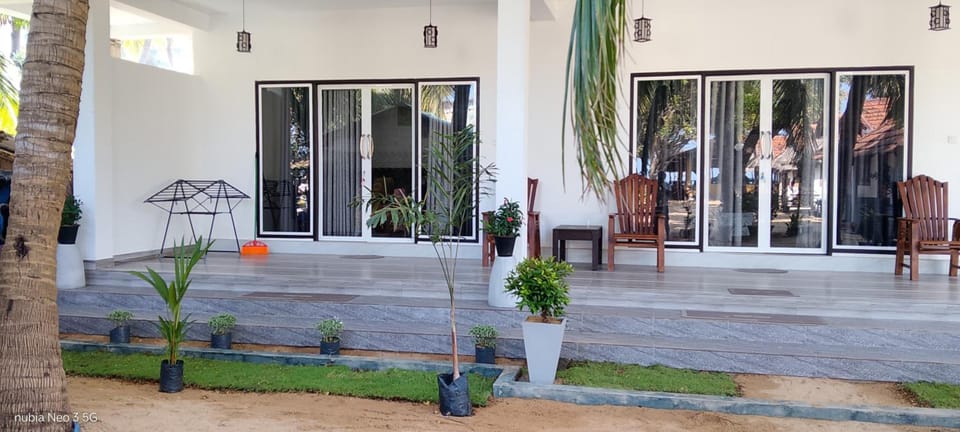 Ocean View Beach Resort - Kalpitiya Hotel in Sri Lanka