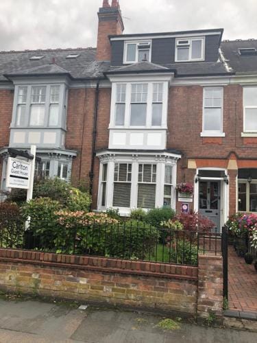 Carlton Guest House Hotel in Stratford-upon-Avon