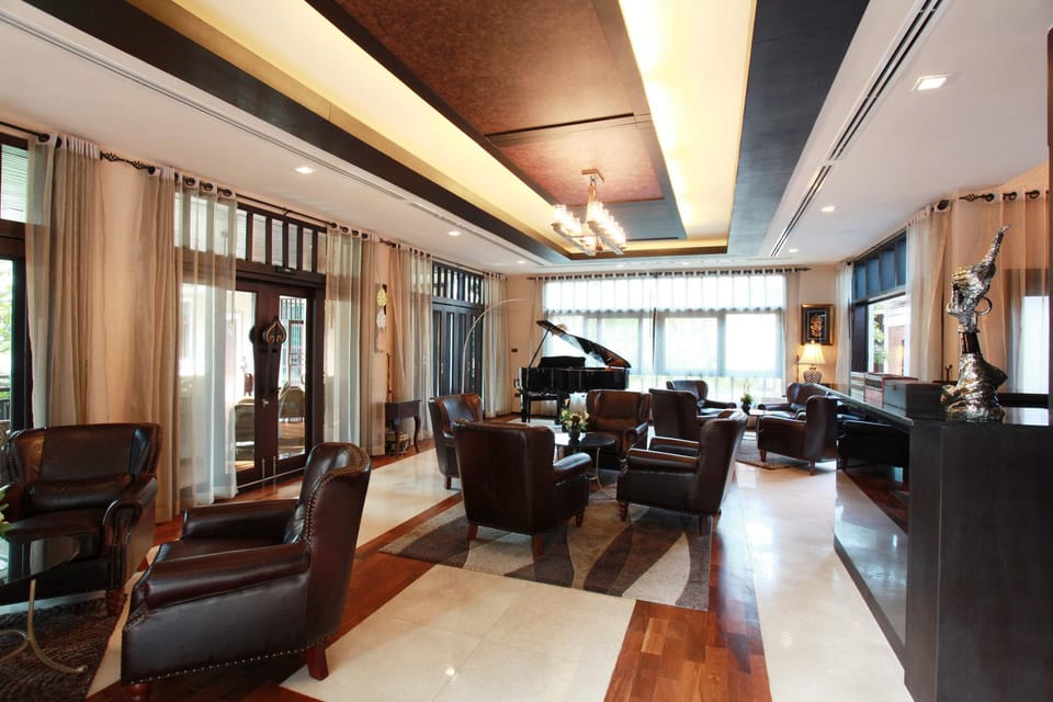 Bar/lounge