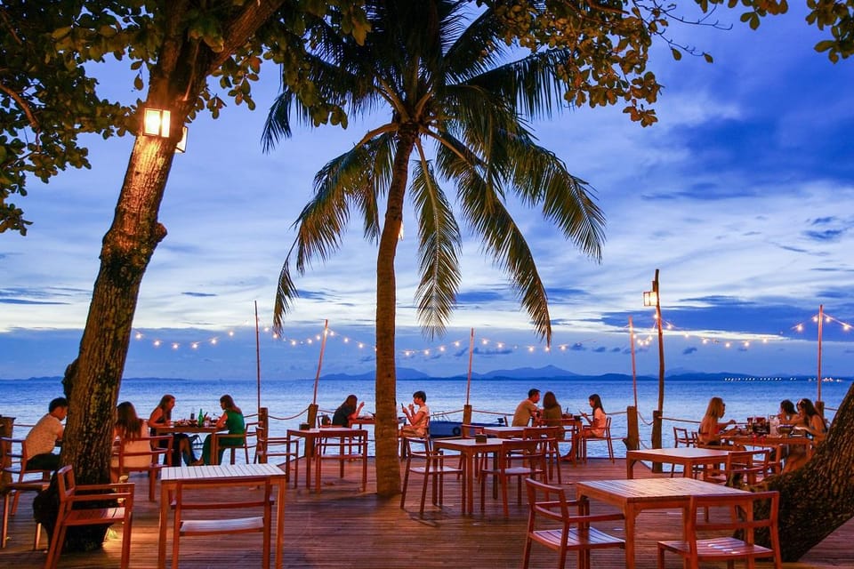 Koh Munnork Private Island Resort in Chon Buri Changwat