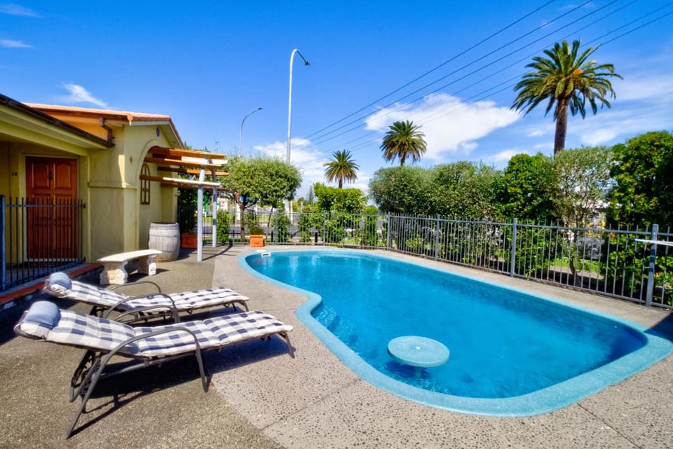 Tuscany On Thames Motel Motel in Auckland Region