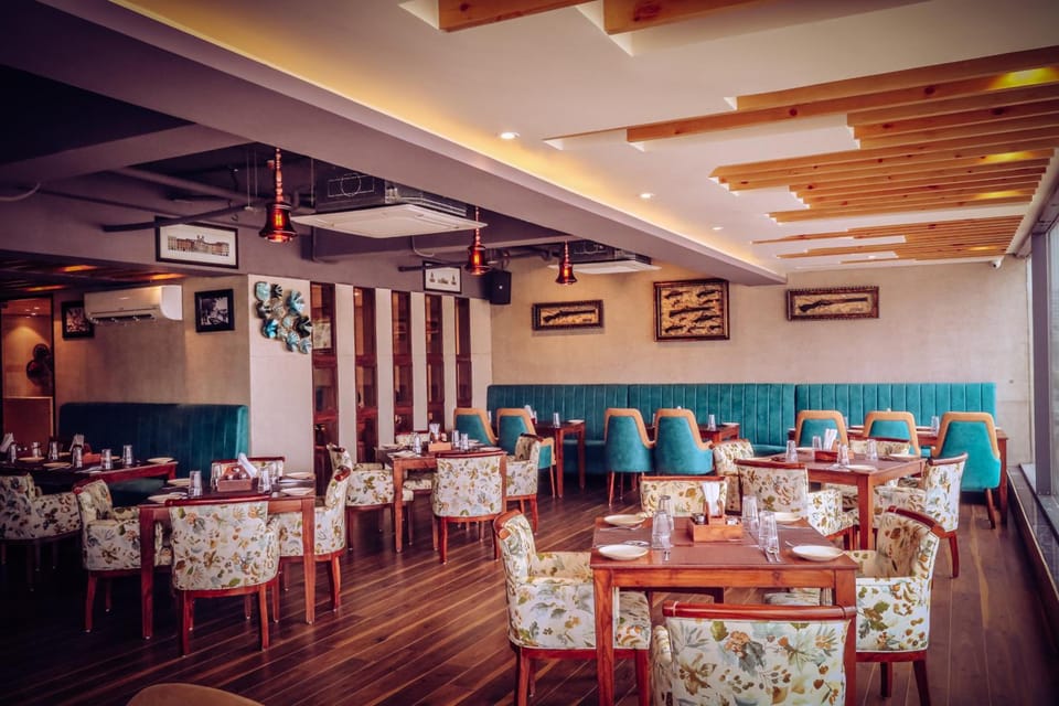Hotel Vintage Zirakpur Hotel in Punjab, India