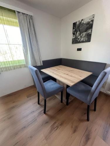 Fruhstuckspension Alpenrose Bed & Breakfast Hotel in Carinthia, Austria