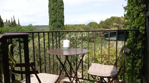 La Sapiniere -chambres climatisees Hotel in Provence-Alpes-Côte d'Azur