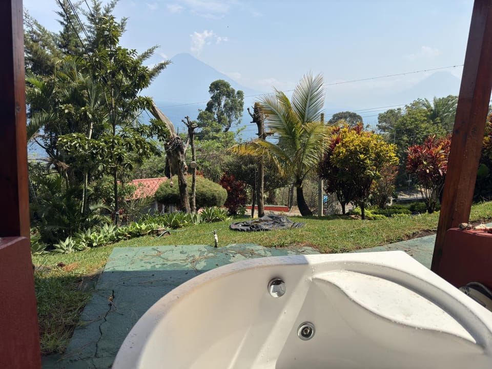 Hotel Hanna Suites Hotel in Panajachel