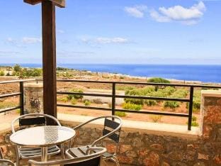 Theo Beach Villa Large Private Pool Walk to Beach Sea Views A C Wifi Car Not Required - 1843 Hotel in Crete