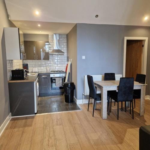 The Dorchester Hotel & serviced apartments FREE PARKING Hotel in Hull