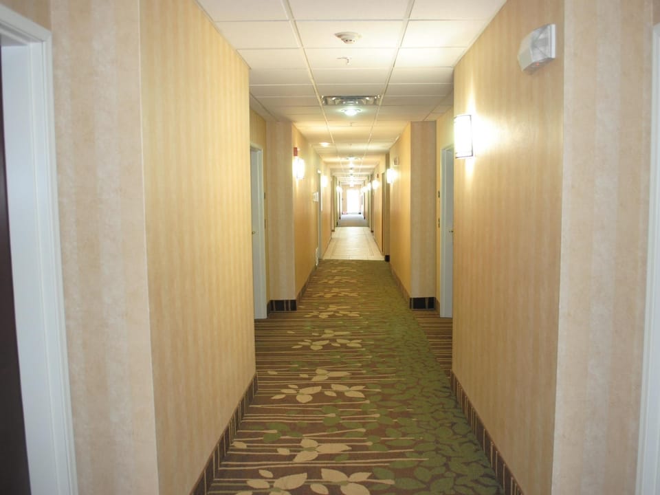 Magnuson Hotel Commerce Hotel in Texas