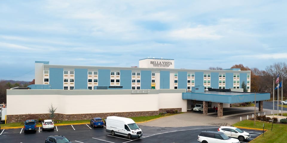 Bella Vista Hotel & Suites Hotel in Lynchburg