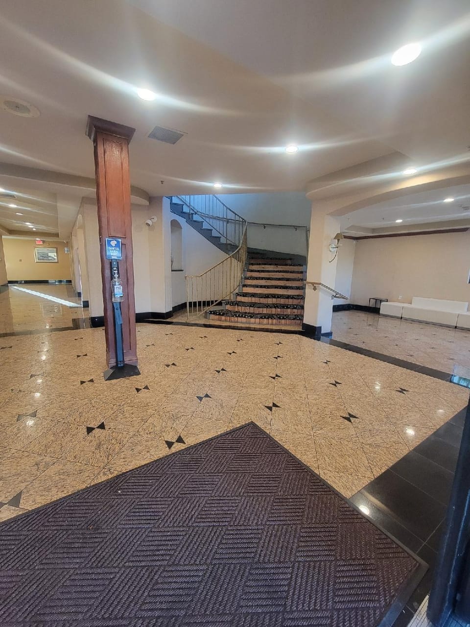 Hotel XOLA Hotel in Moreno Valley