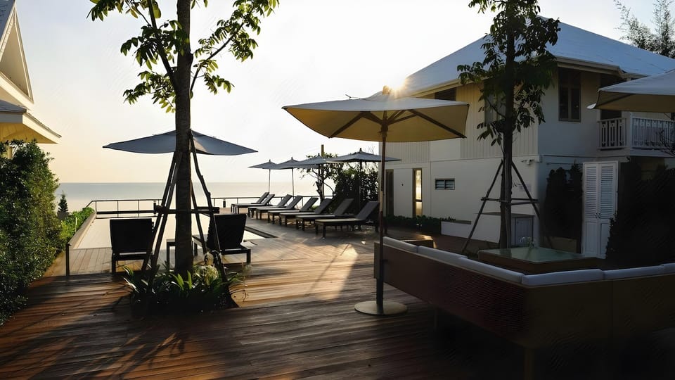 De Chaochom Hua Hin Hotel in Hua Hin District