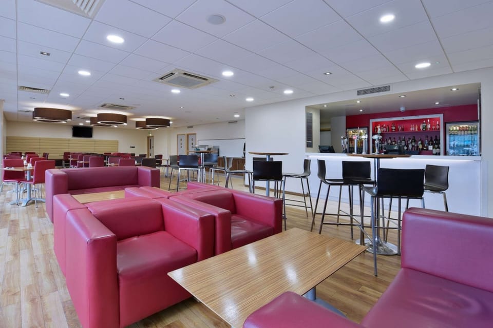Travelodge Edinburgh Airport Ratho Station Hotel in Scotland
