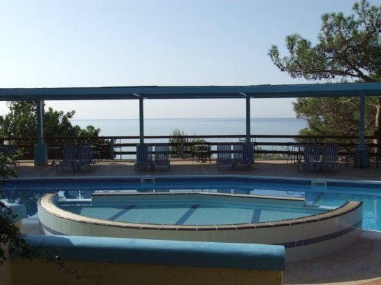 Golden Sand Hotel in Samos, Greece