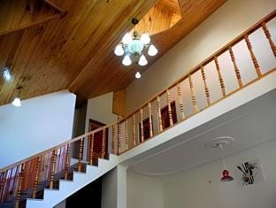 Red Rose Cottages Manali Hotel in Himachal Pradesh