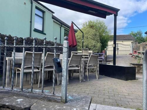 The Cambrian Bar & Grill Hotel in Wales