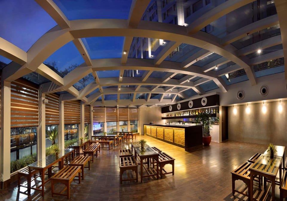 Bar/lounge
