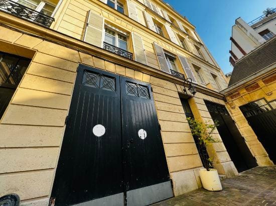 Paris Monceau by Edelsam Hotel in Paris