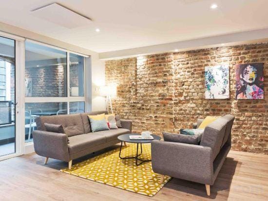 Temple Bar Crown Square Apartments Hotel in Dublin