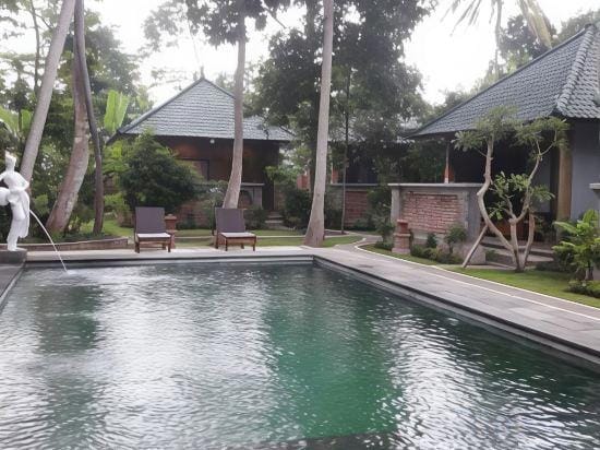 Wana Ukir Hotel in Blahbatuh
