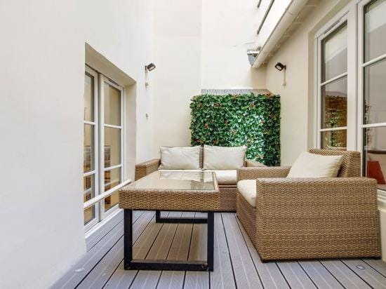 HIGHSTAY - Luxury Serviced Apartments - Saint-Honoré Hotel in Paris