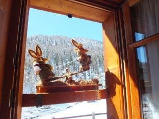 Baita Luleta Hotel in Canton of Grisons