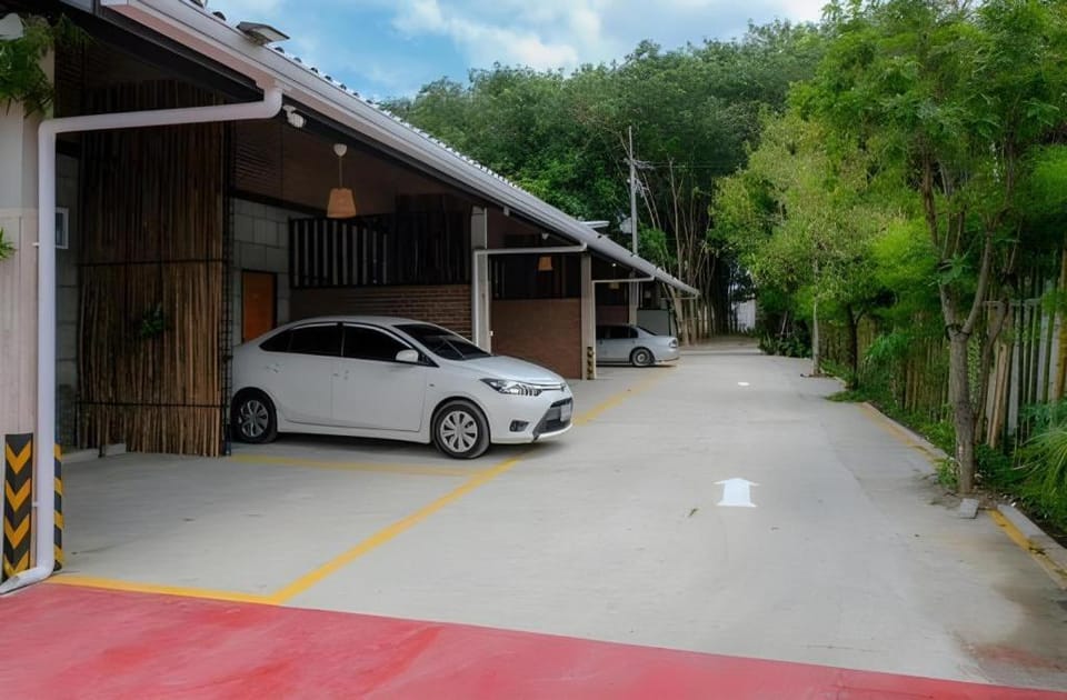 RiverHills Resort Resort in Chon Buri Changwat