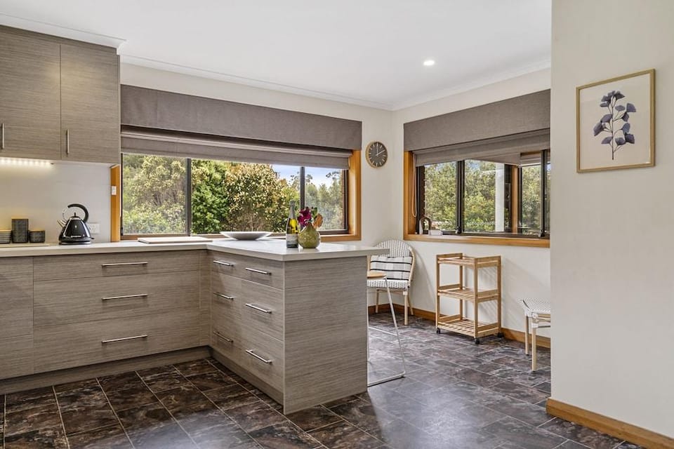 Lumeah Retreat Bruny Island Hotel in South Bruny