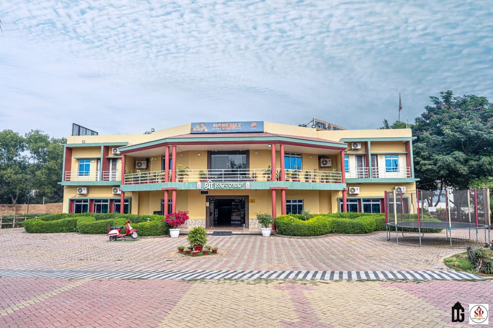 Shree Parivaar Hotel & Resort Hotel in India