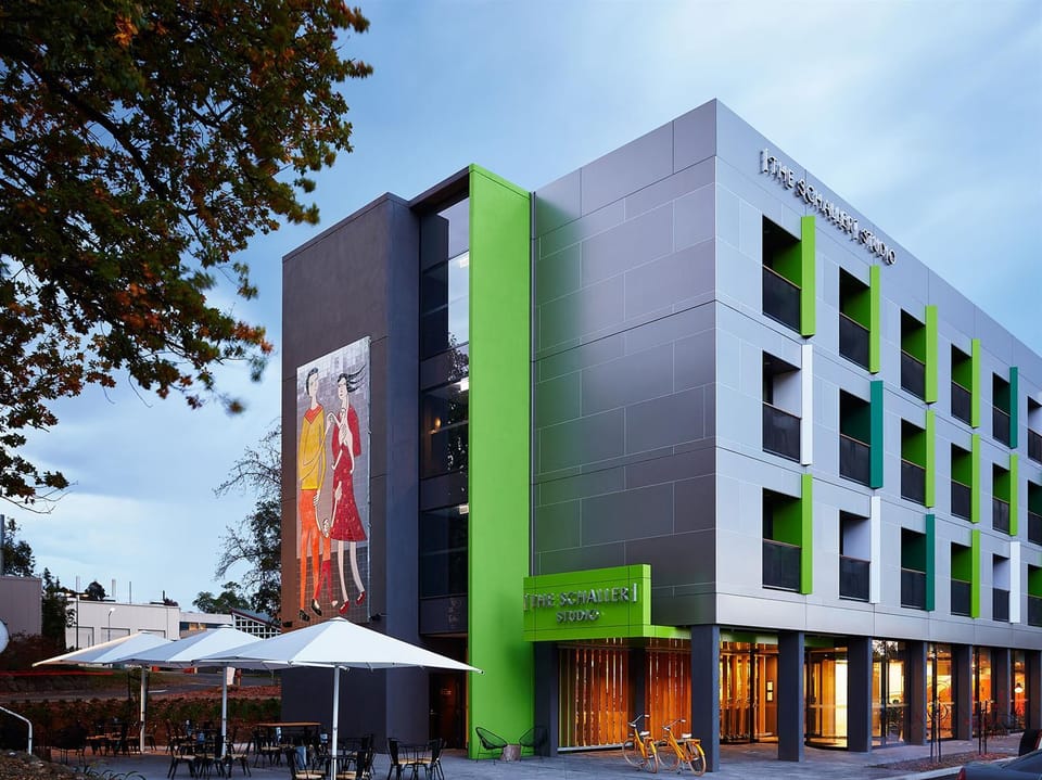 Mercure Bendigo Schaller Hotel in Bendigo