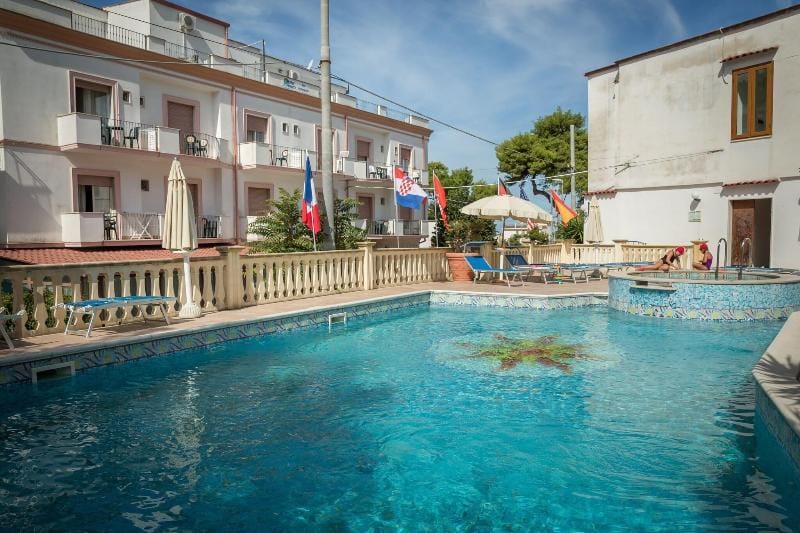 Hotel Pineta Hotel in San Menaio